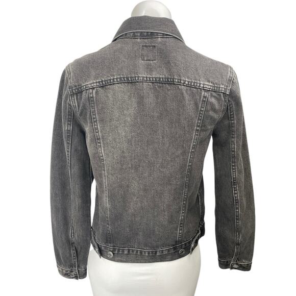 GAP Women's Black Washed Long Sleeve Button Down Pockets Denim Jean Jacket Sz XS - Picture 2 of 4